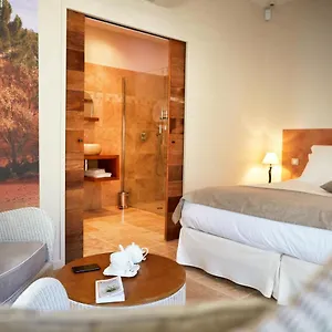 Couette-café Les Mazets Du Luberon, Puget